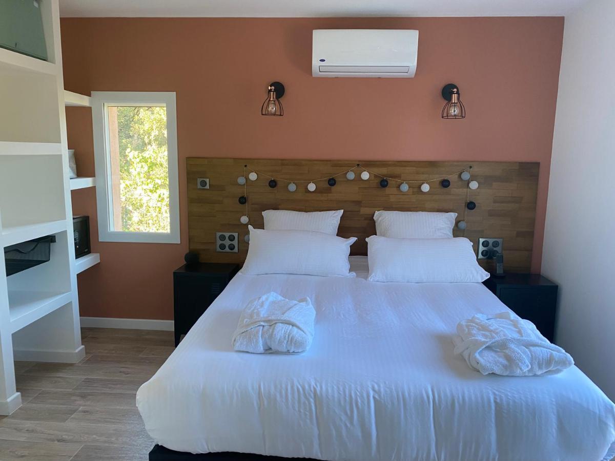 Peri Villa Ghjuvan - Sea, Mountain & Spa מראה חיצוני תמונה